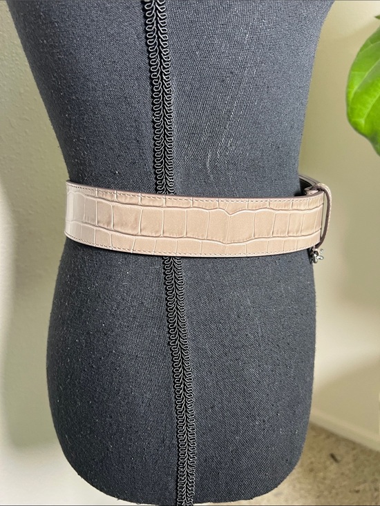 Lauren Ralph Lauren Women’s Flip-Lock Crocodile Embossed Wide Leather Belt M main image 5